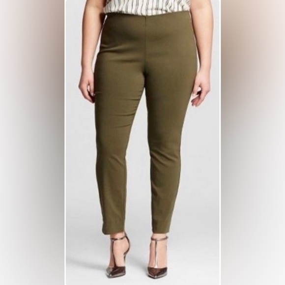 Who What Wear Olive Skinny Crop Stretch Pants - Picture 2 of 11